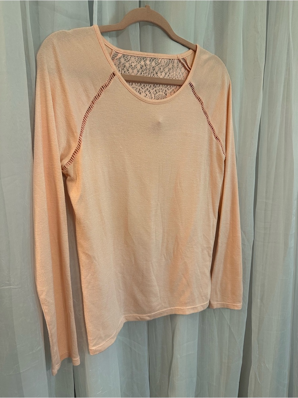 BONGO Peach Long-Sleeve Lace-Back Tee